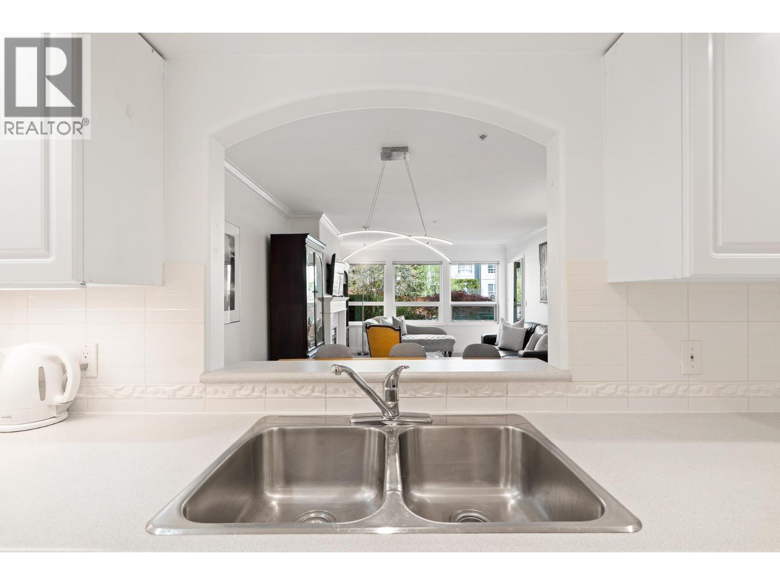 103 1145 E 29th Street, North Vancouver, British Columbia  V7K 1C3 - Photo 15 - R3116436