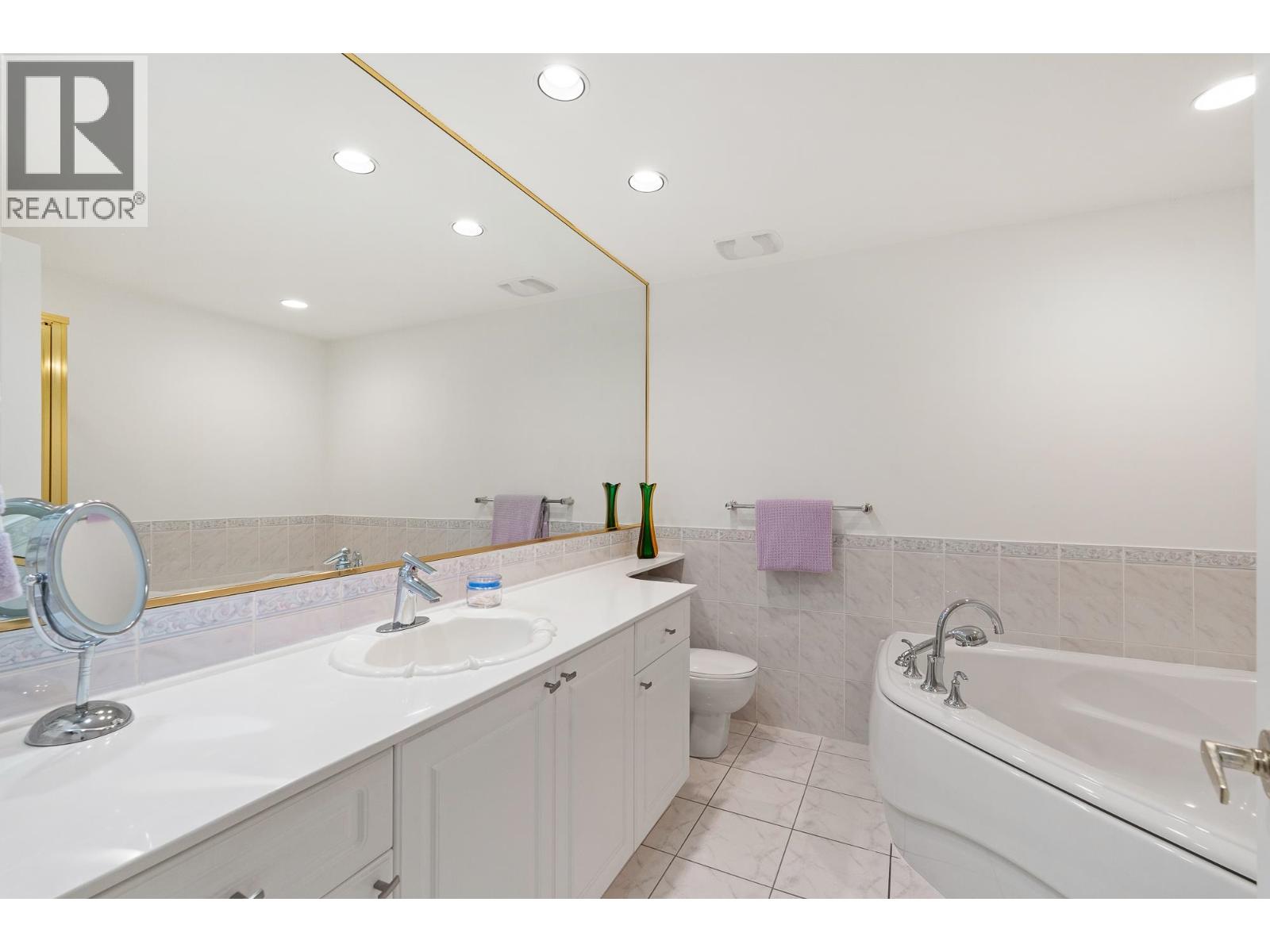 103 1145 E 29th Street, North Vancouver, British Columbia  V7K 1C3 - Photo 26 - R3116436