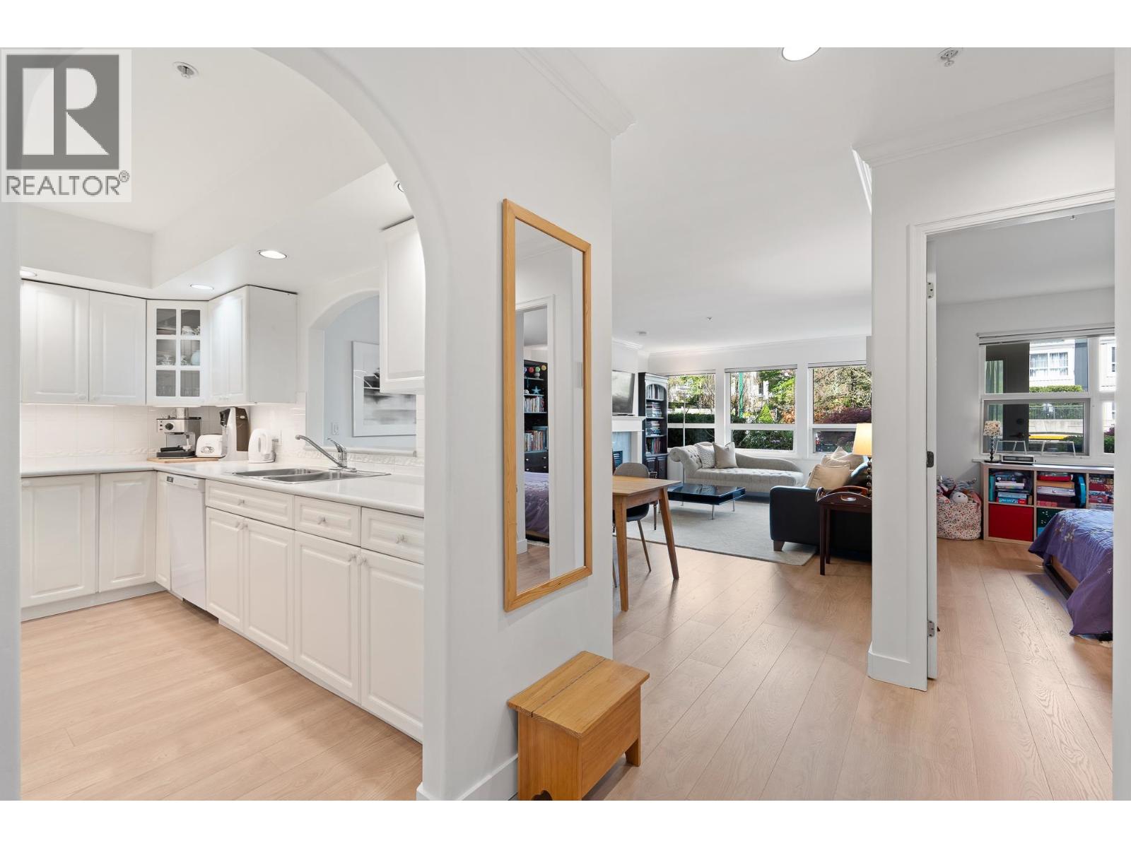 103 1145 E 29th Street, North Vancouver, British Columbia  V7K 1C3 - Photo 9 - R3116436