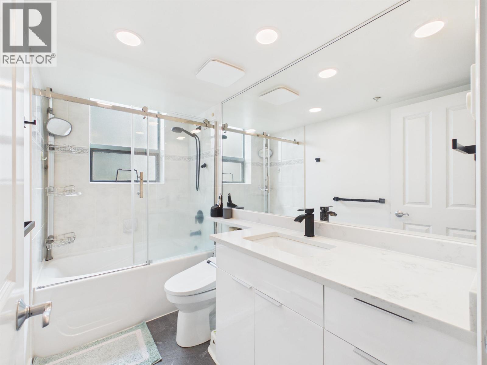 501 6611 Southoaks Crescent, Burnaby, British Columbia  V5E 4L5 - Photo 16 - R3116437