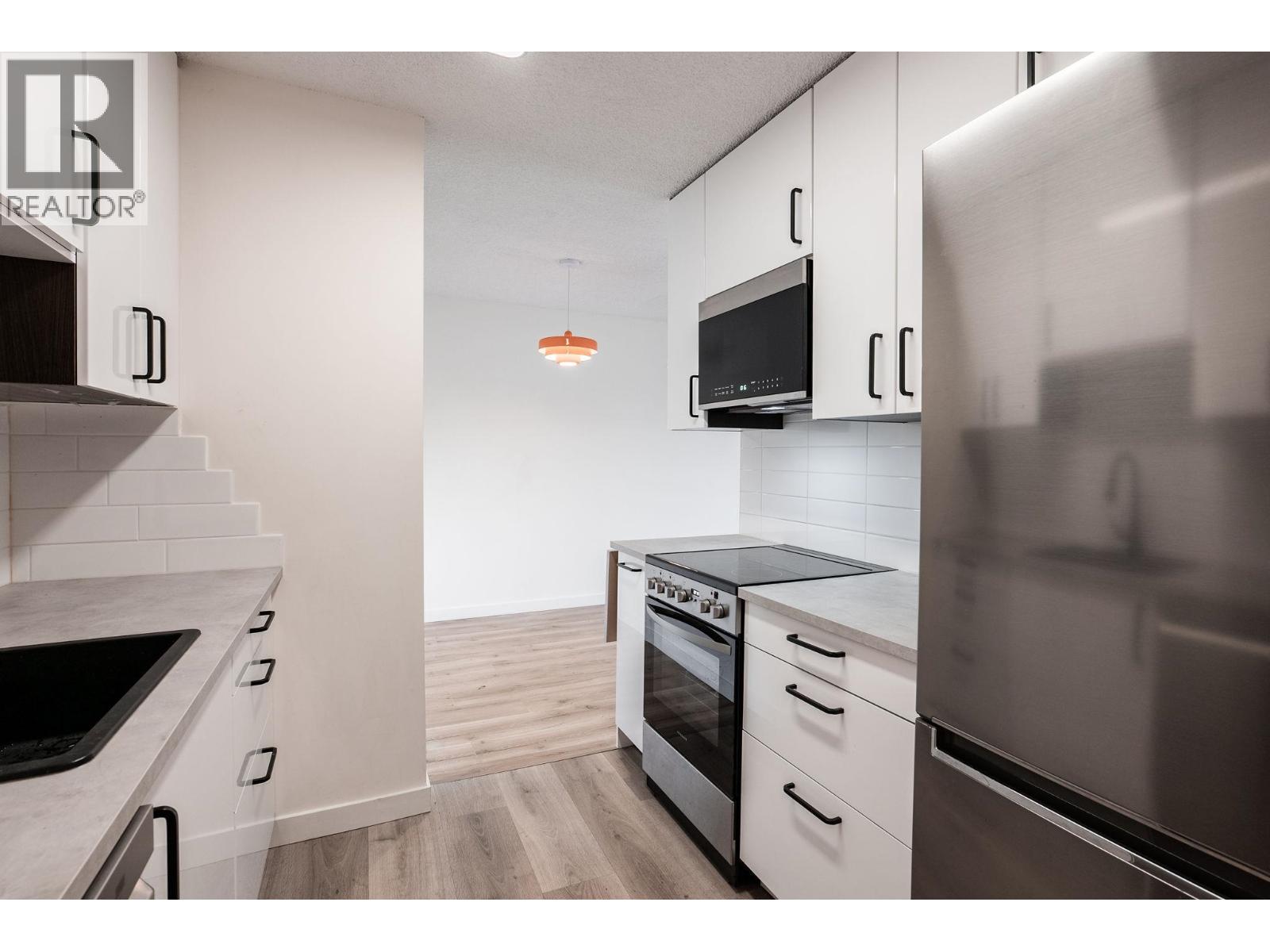 329 710 E 6th Avenue, Vancouver, British Columbia  V5T 1L5 - Photo 10 - R3116438