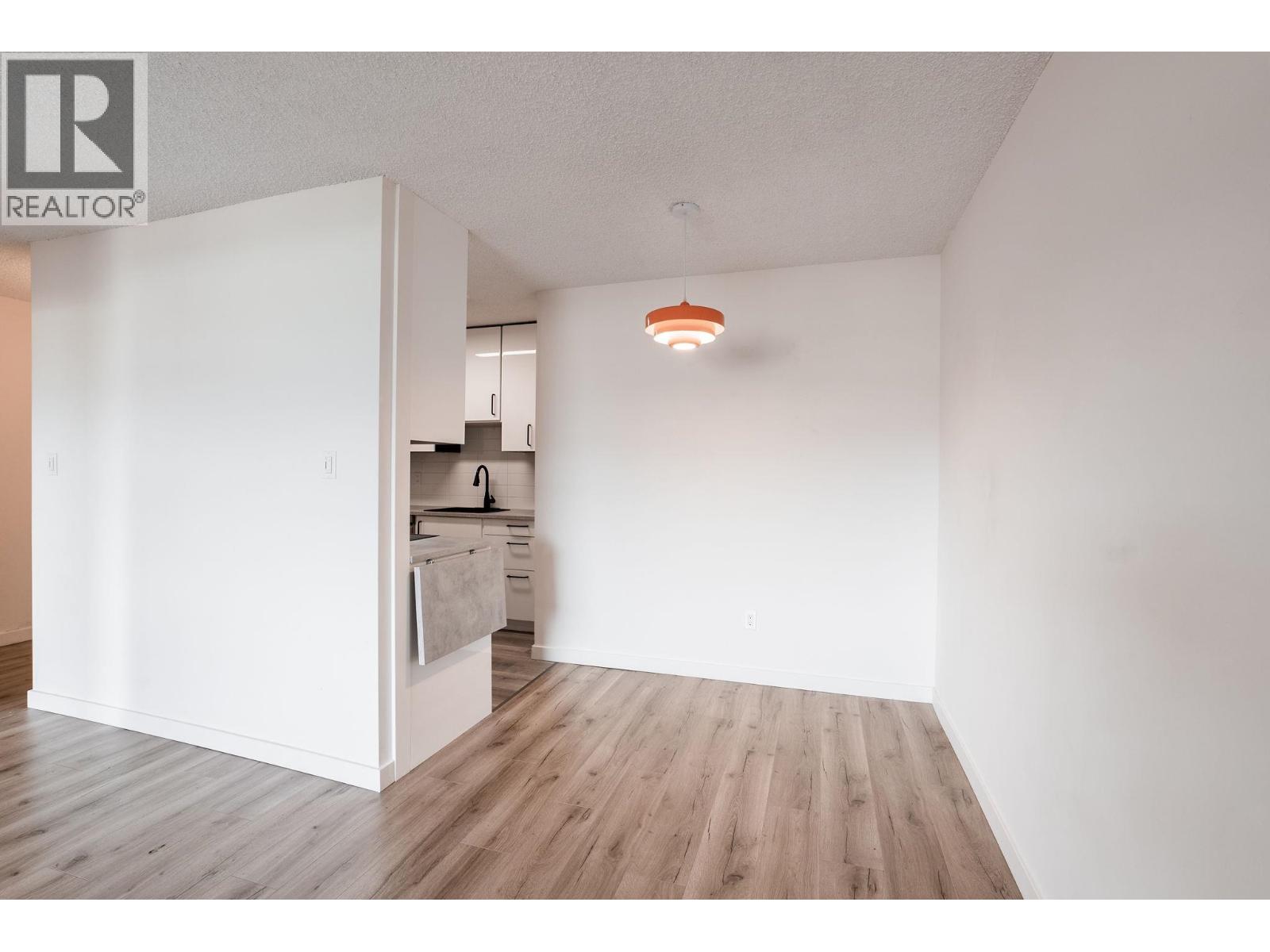 329 710 E 6th Avenue, Vancouver, British Columbia  V5T 1L5 - Photo 6 - R3116438