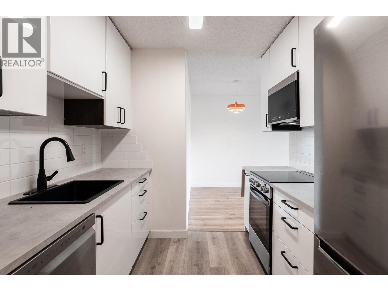 329 710 E 6th Avenue, Vancouver, British Columbia  V5T 1L5 - Photo 8 - R3116438