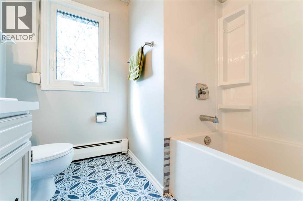 5306 57 Avenue, Olds, Alberta  T4H 1J3 - Photo 22 - A2305564