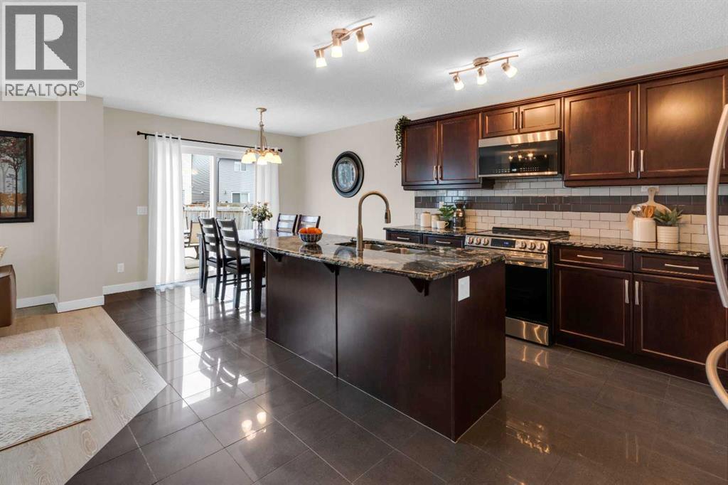 1039 Kings Heights Road Se, Airdrie, Alberta  T4A 0M5 - Photo 4 - A2304190