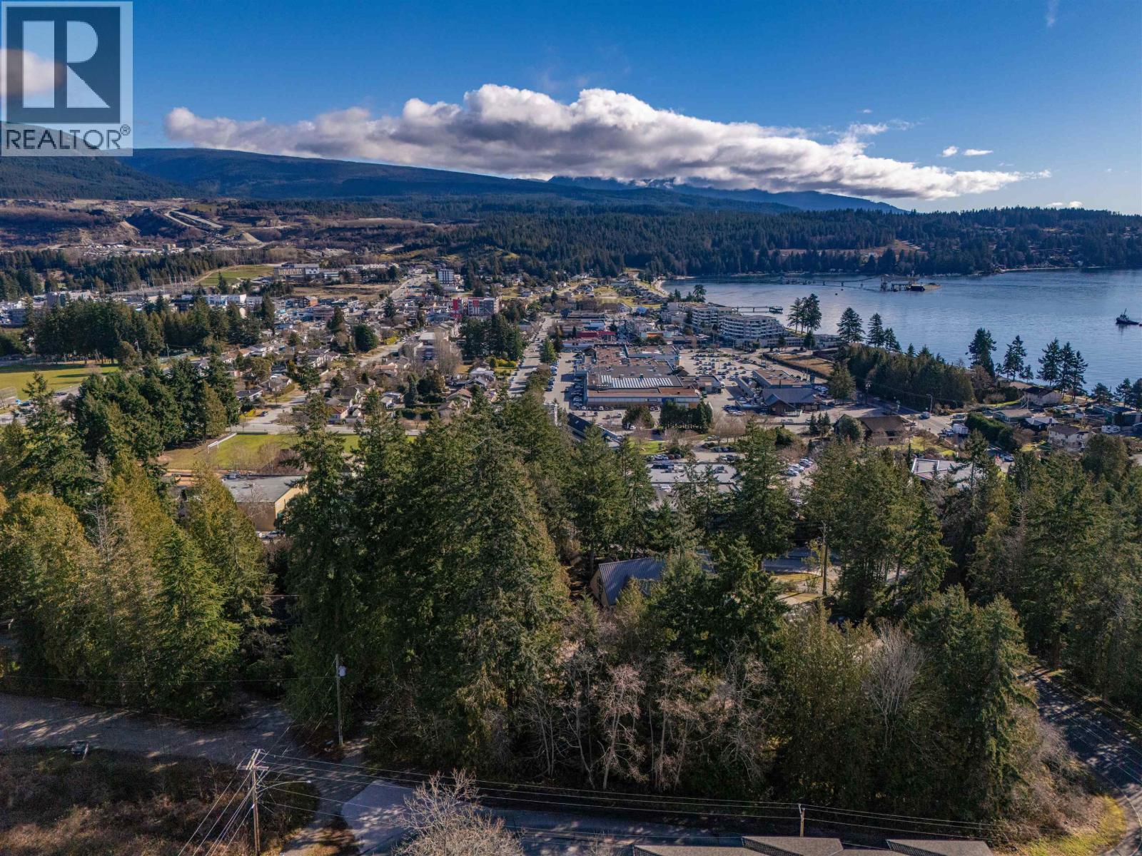 5883 Cowrie Street, Sechelt, British Columbia  V7Z 0K2 - Photo 15 - R3087469