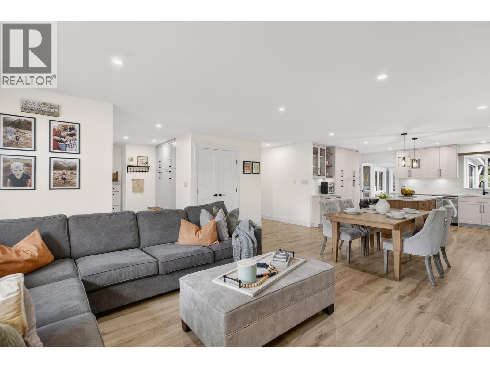 12409 233a Street, Maple Ridge, British Columbia  V2X 0N1 - Photo 12 - R3116379