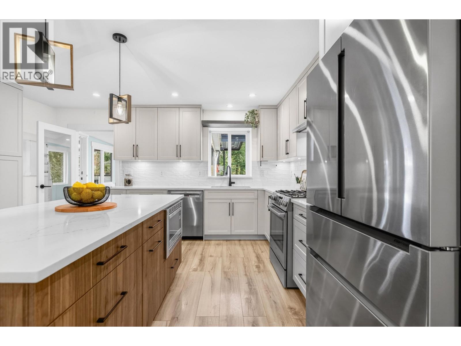 12409 233a Street, Maple Ridge, British Columbia  V2X 0N1 - Photo 19 - R3116379