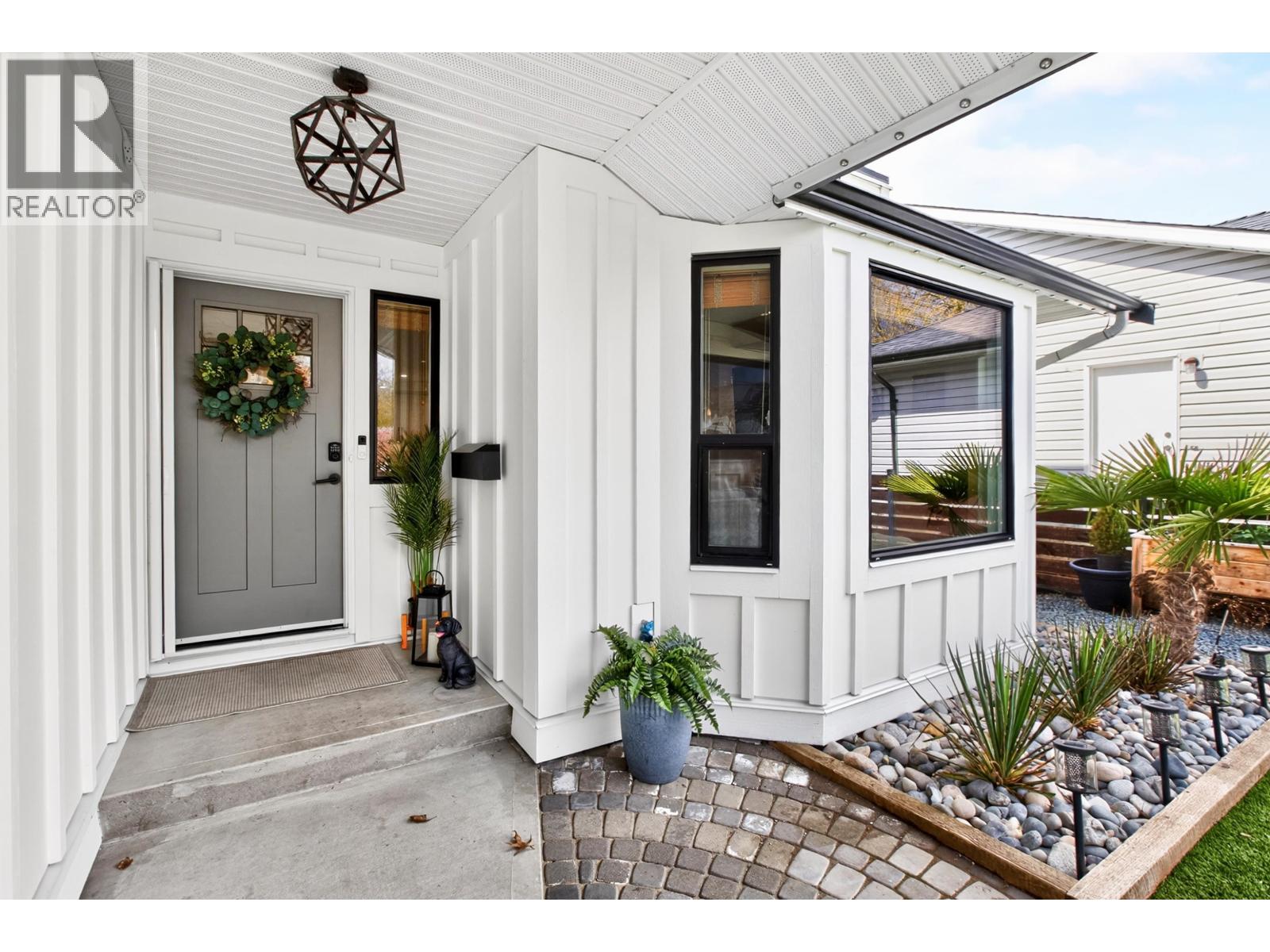 12409 233a Street, Maple Ridge, British Columbia  V2X 0N1 - Photo 3 - R3116379