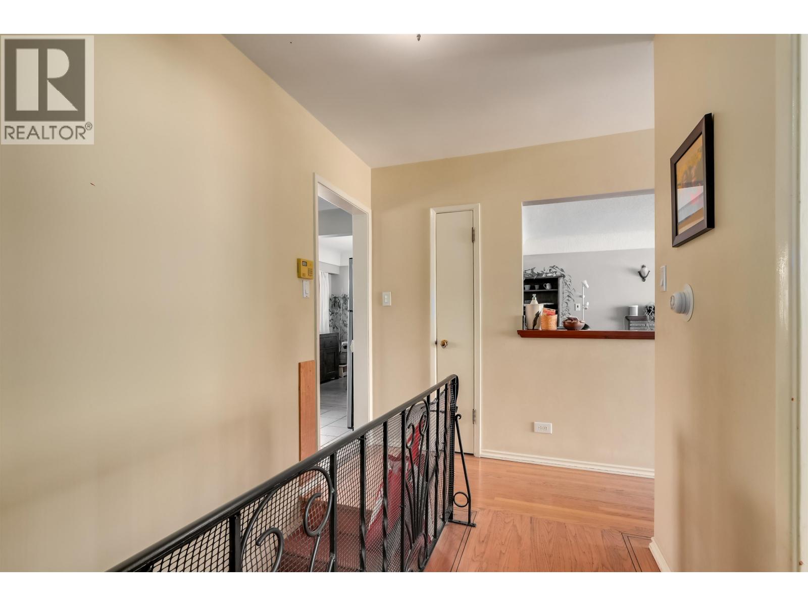 3712 Fir Street, Burnaby, British Columbia  V5G 2A5 - Photo 14 - R3116384