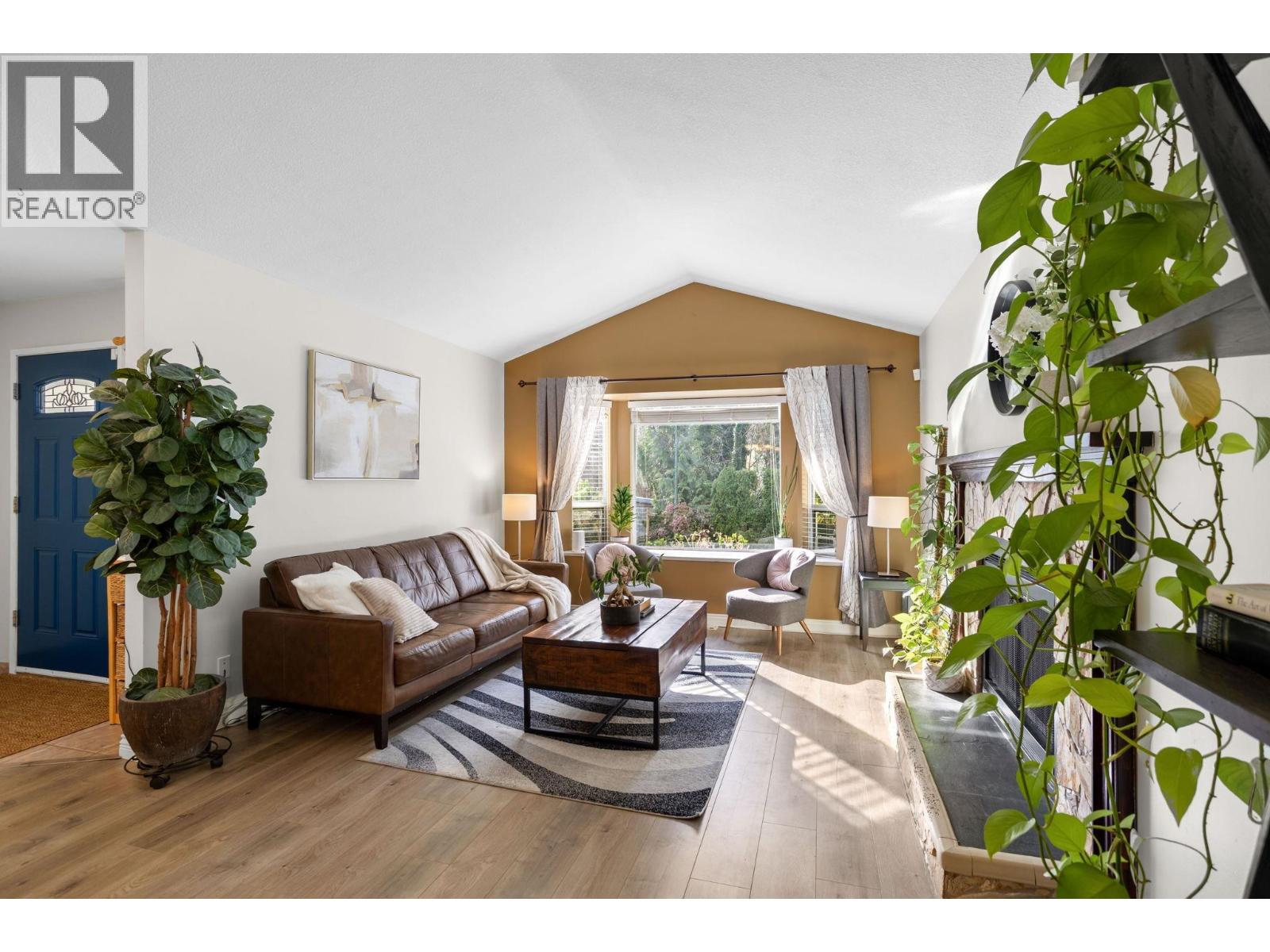 2983 Walton Avenue, Coquitlam, British Columbia  V3B 6N1 - Photo 3 - R3116401