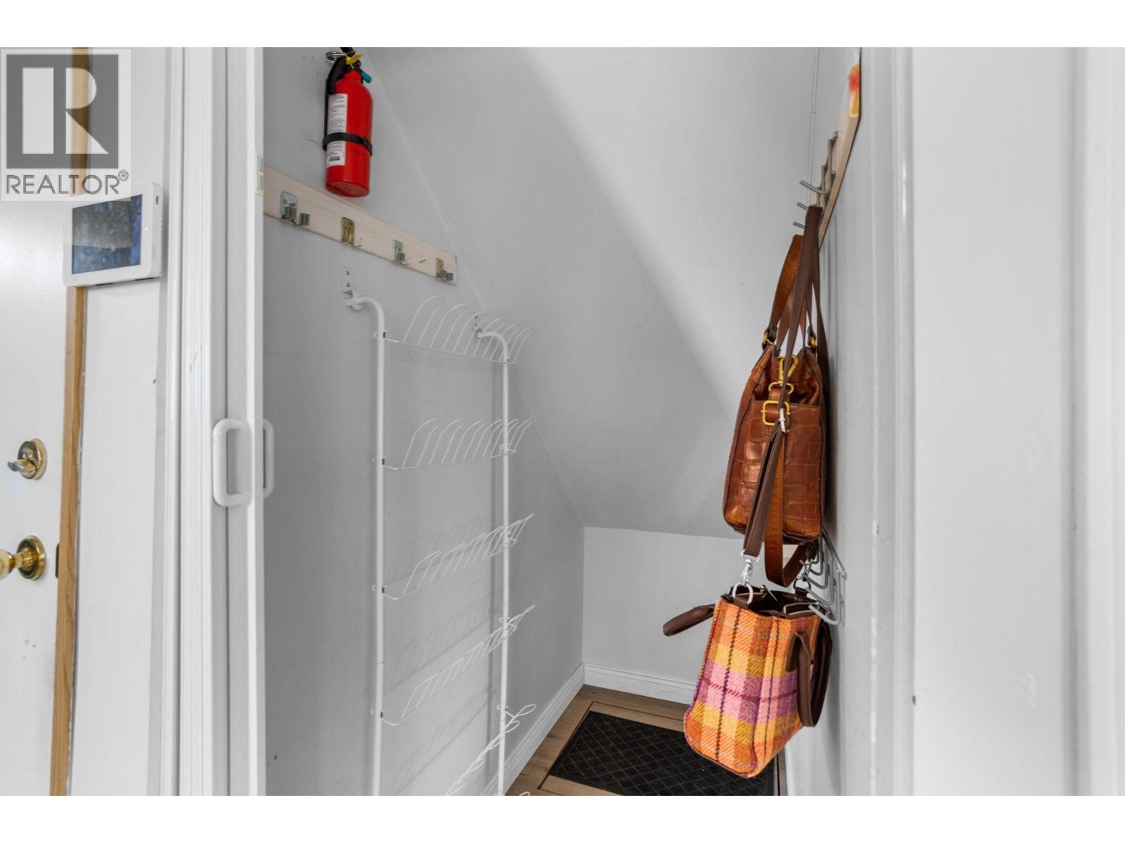 2983 Walton Avenue, Coquitlam, British Columbia  V3B 6N1 - Photo 9 - R3116401