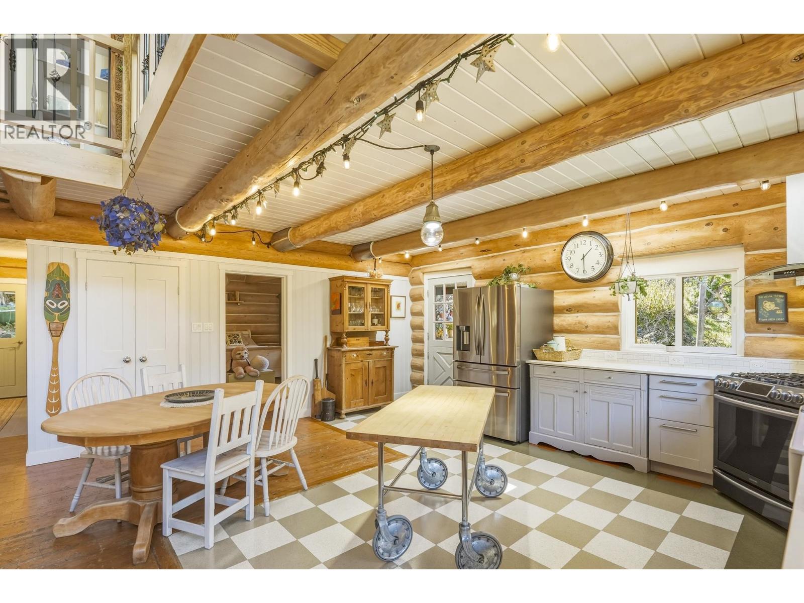 1253 Adams Road, Bowen Island, British Columbia  V0N 1G2 - Photo 7 - R3116421