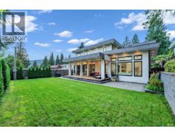 929 CANYON BOULEVARD, North Vancouver, British Columbia