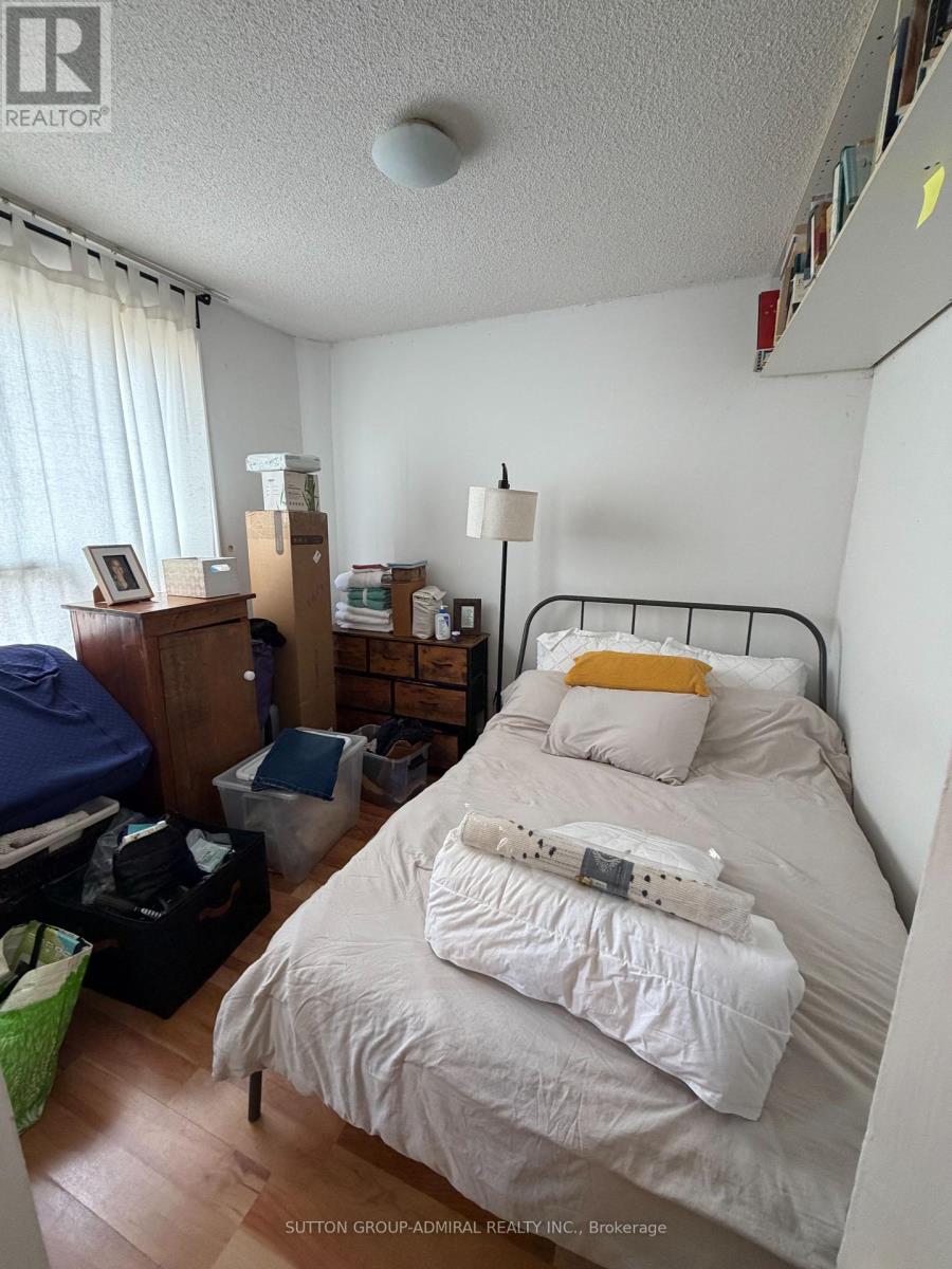 4077 Dufferin Street, Toronto, Ontario  M3H 5R8 - Photo 4 - C13050576