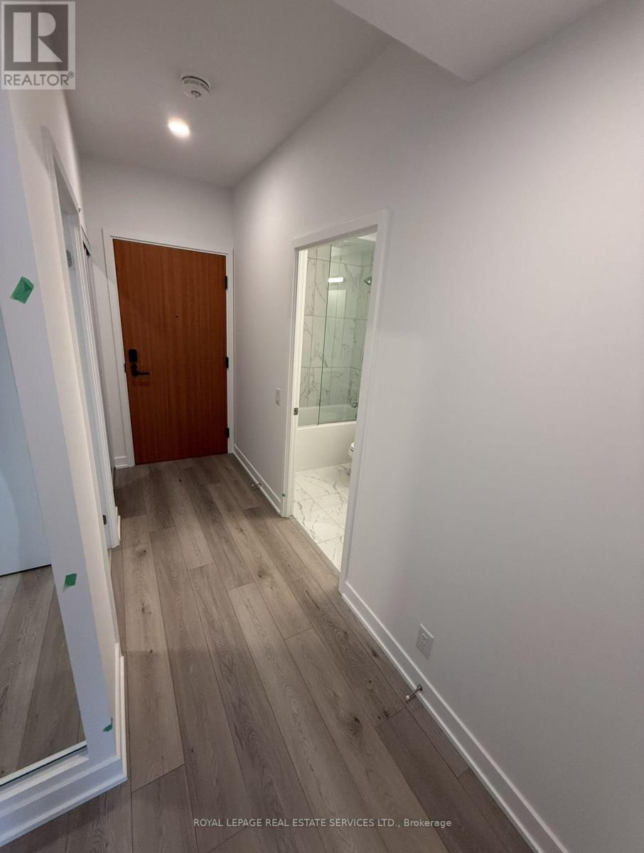 704 - 1660 Bloor Street W, Toronto, Ontario  M6P 0C6 - Photo 4 - W13037986