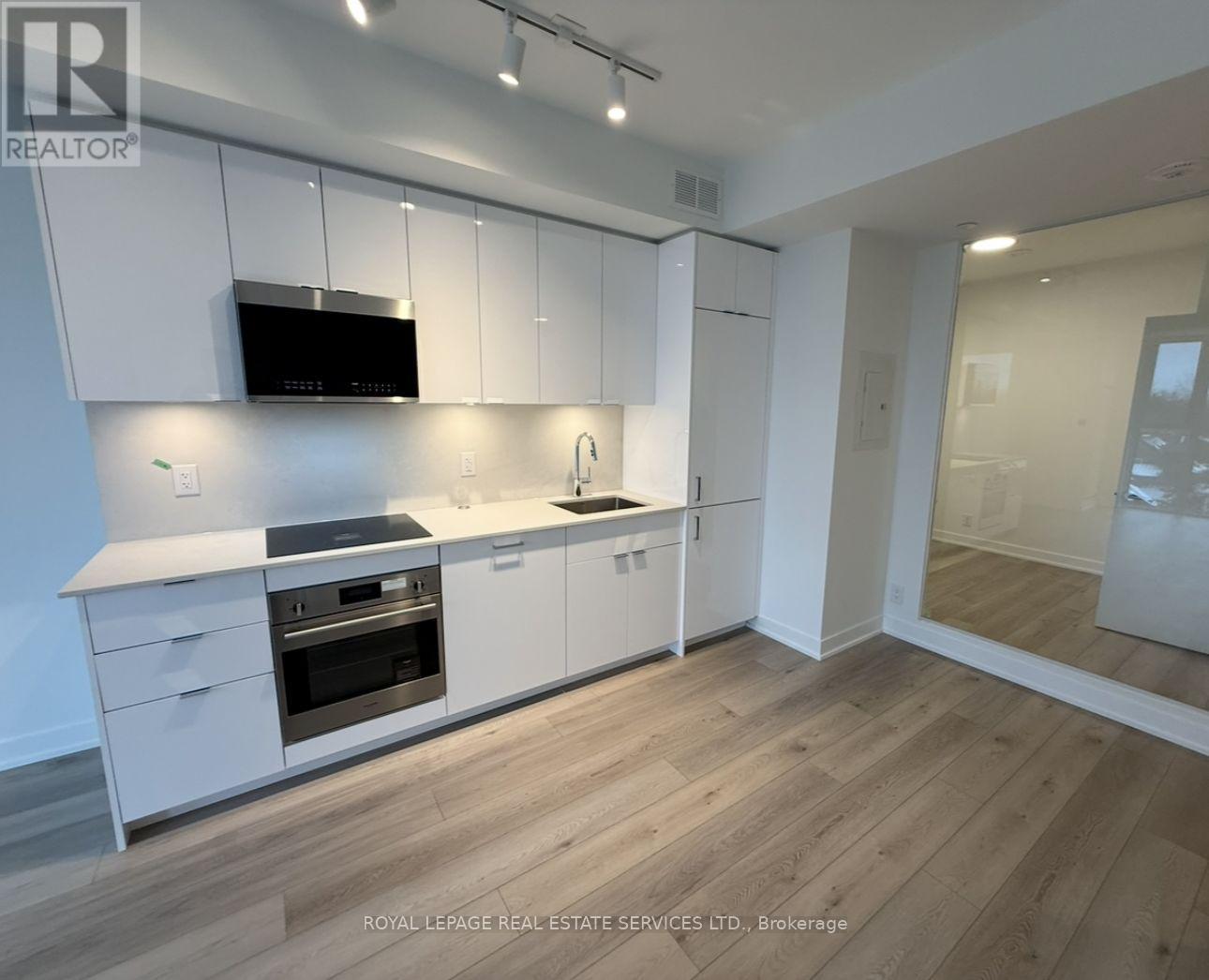 704 - 1660 Bloor Street W, Toronto, Ontario  M6P 0C6 - Photo 7 - W13037986