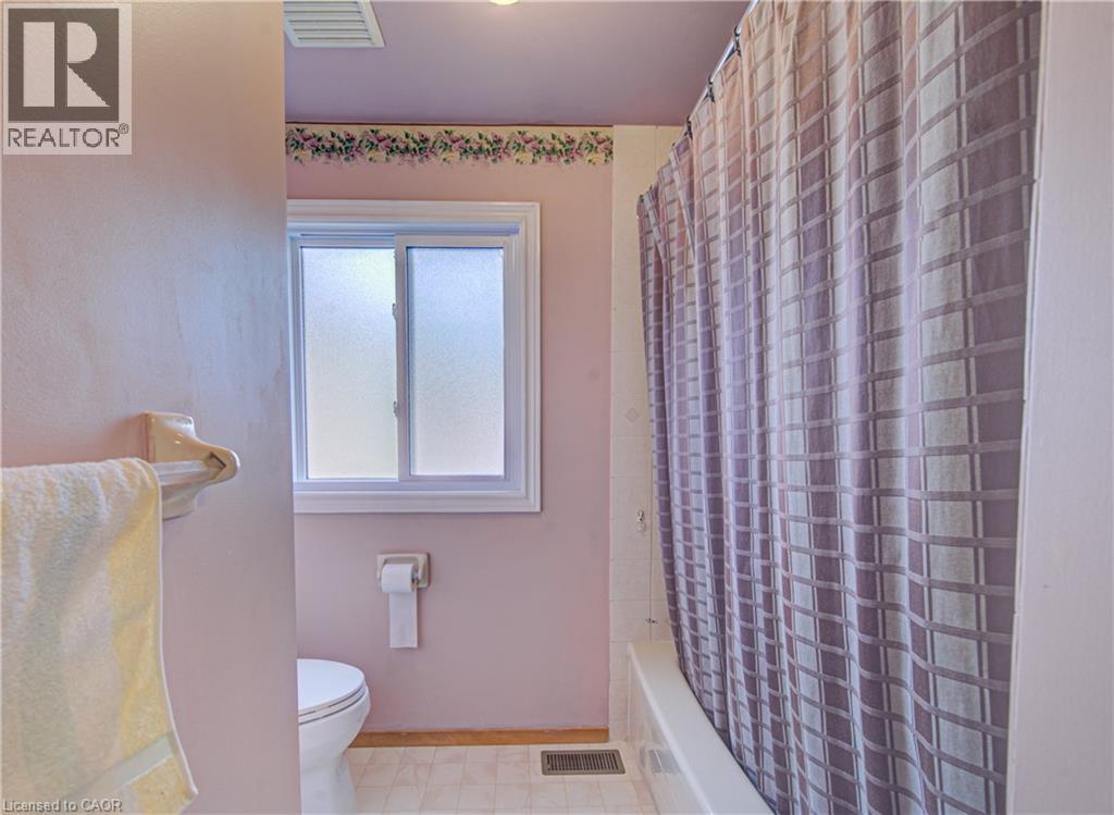 489 Northlake Drive, Waterloo, Ontario  N2V 1V5 - Photo 24 - 40815926