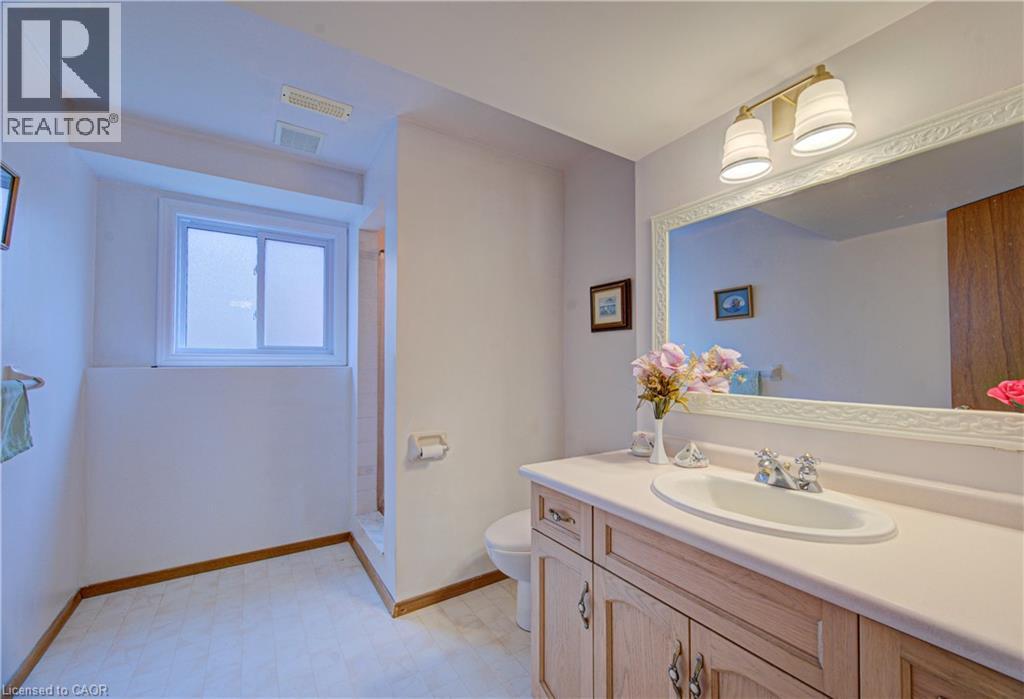 489 Northlake Drive, Waterloo, Ontario  N2V 1V5 - Photo 29 - 40815926