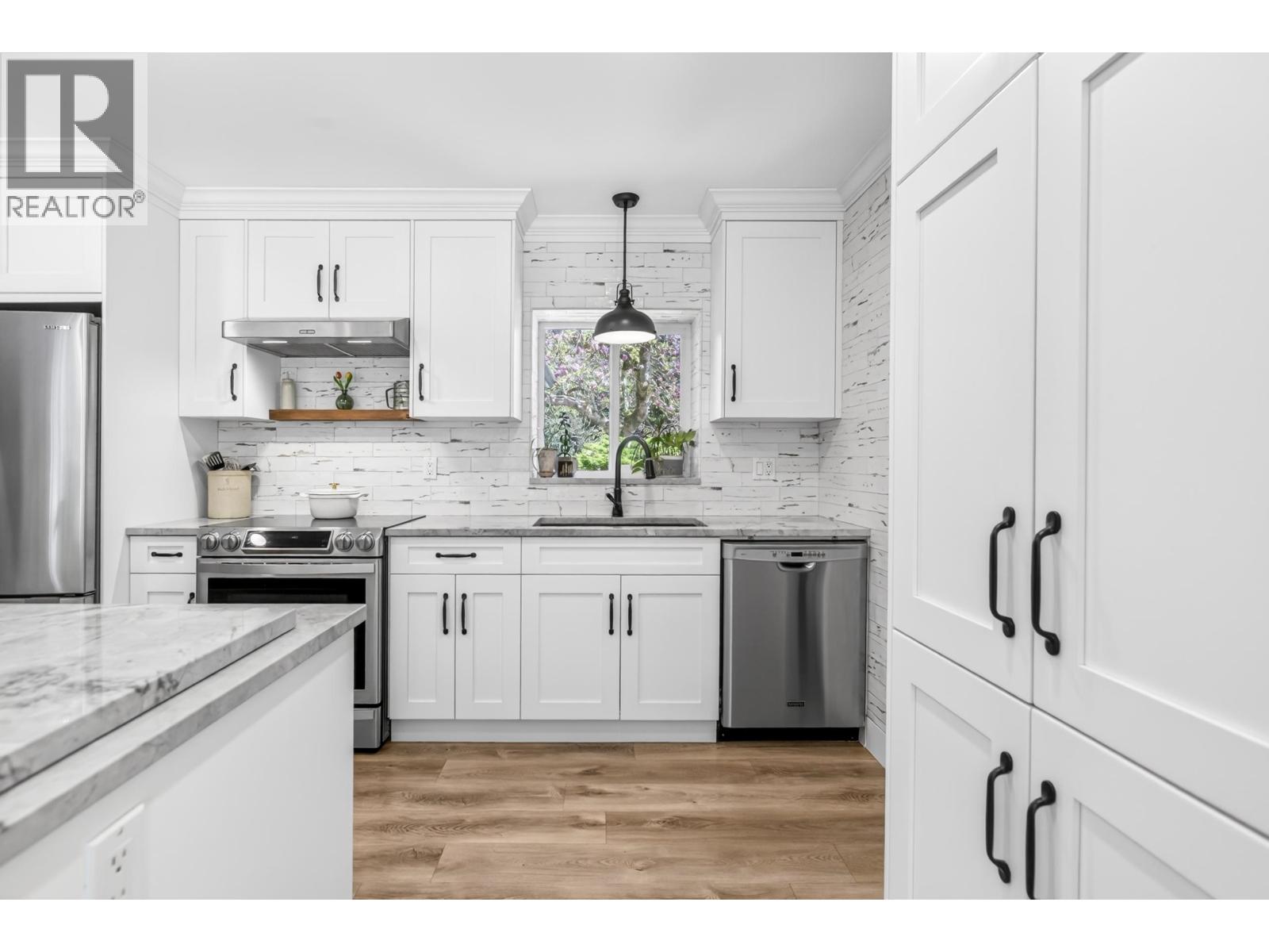 11367 261 Street, Maple Ridge, British Columbia  V2W 1H2 - Photo 12 - R3116123