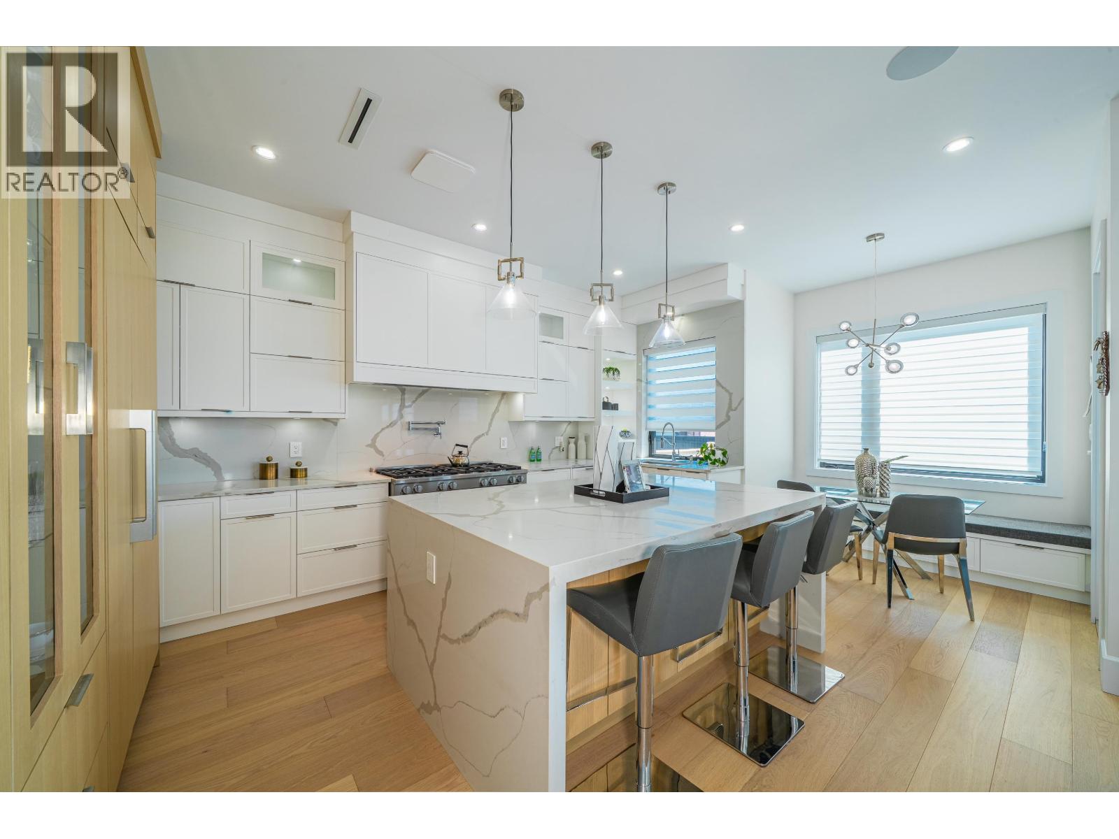 4836 Watling Street, Burnaby, British Columbia  V5J 1W5 - Photo 12 - R3116394