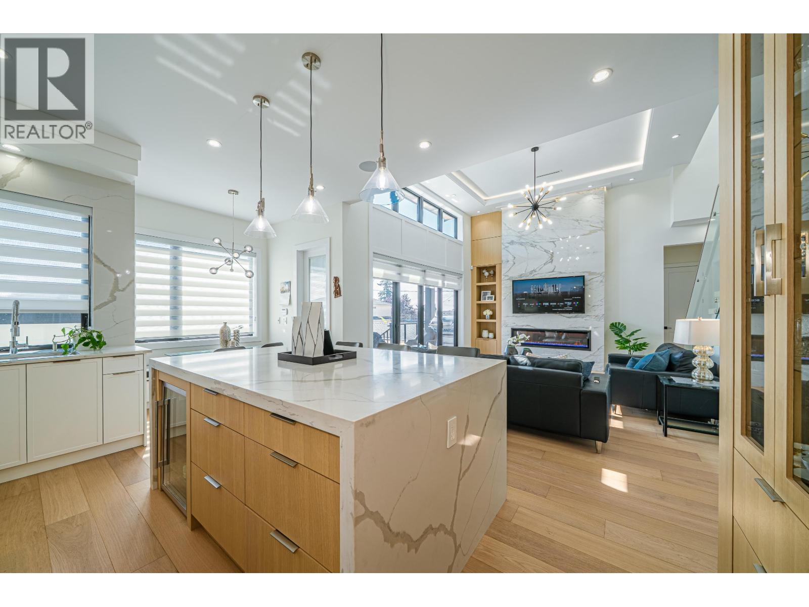 4836 Watling Street, Burnaby, British Columbia  V5J 1W5 - Photo 14 - R3116394