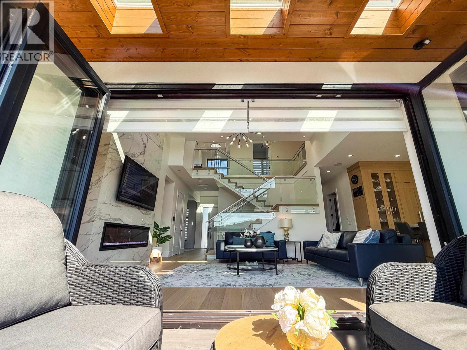 4836 Watling Street, Burnaby, British Columbia  V5J 1W5 - Photo 35 - R3116394