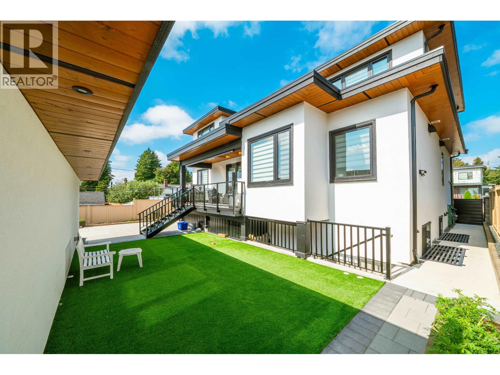 4836 Watling Street, Burnaby, British Columbia  V5J 1W5 - Photo 37 - R3116394