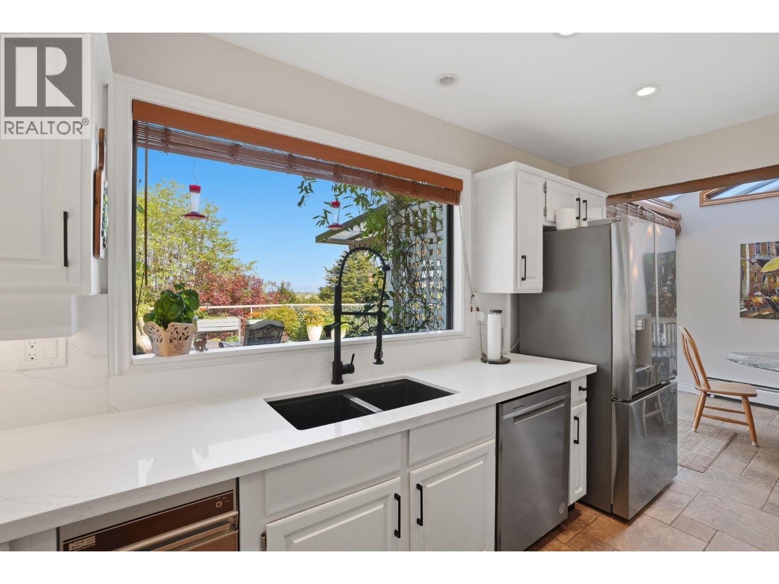 5653 Groveridge Wynd, Delta, British Columbia  V4L 2E4 - Photo 13 - R3116426