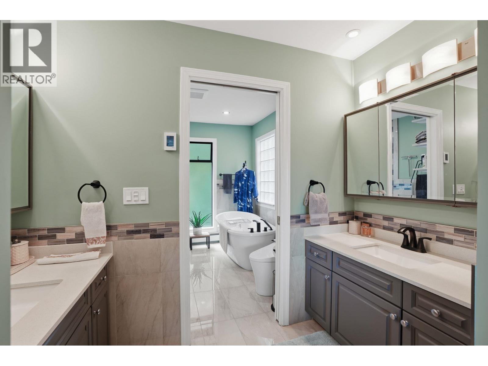 5653 Groveridge Wynd, Delta, British Columbia  V4L 2E4 - Photo 22 - R3116426