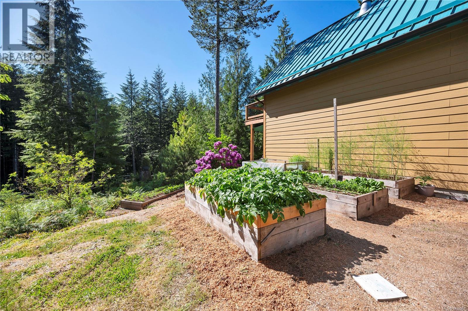 1676 Kanish View Dr, Quadra Island, British Columbia  V0P 1H0 - Photo 67 - 1033568
