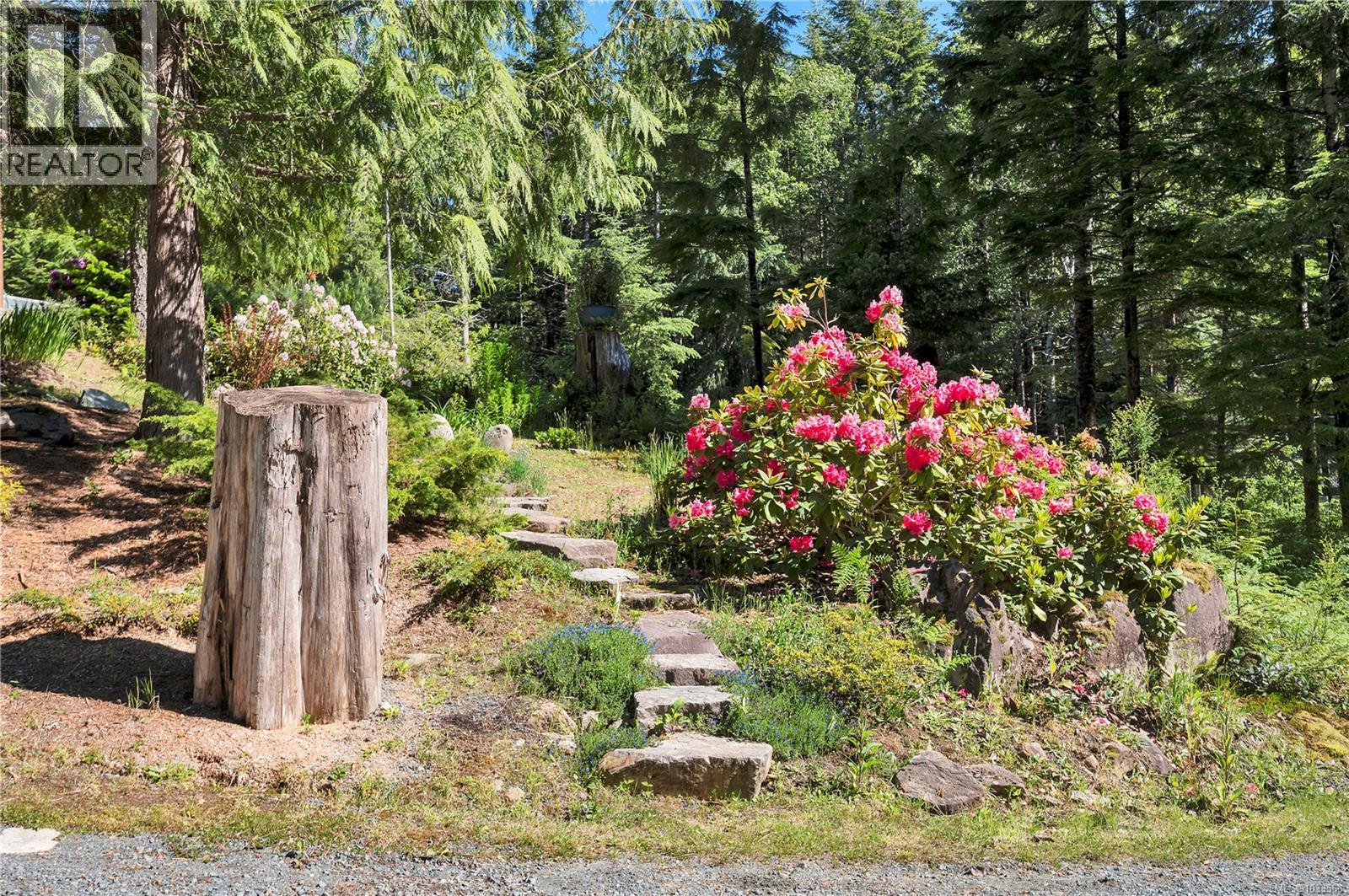 1676 Kanish View Dr, Quadra Island, British Columbia  V0P 1H0 - Photo 68 - 1033568