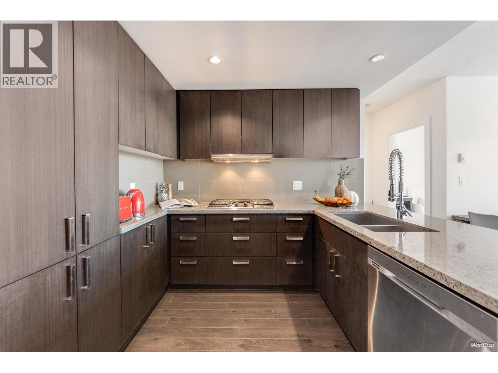 1901 1155 The High Street, Coquitlam, British Columbia  V3B 7W4 - Photo 4 - R3116173