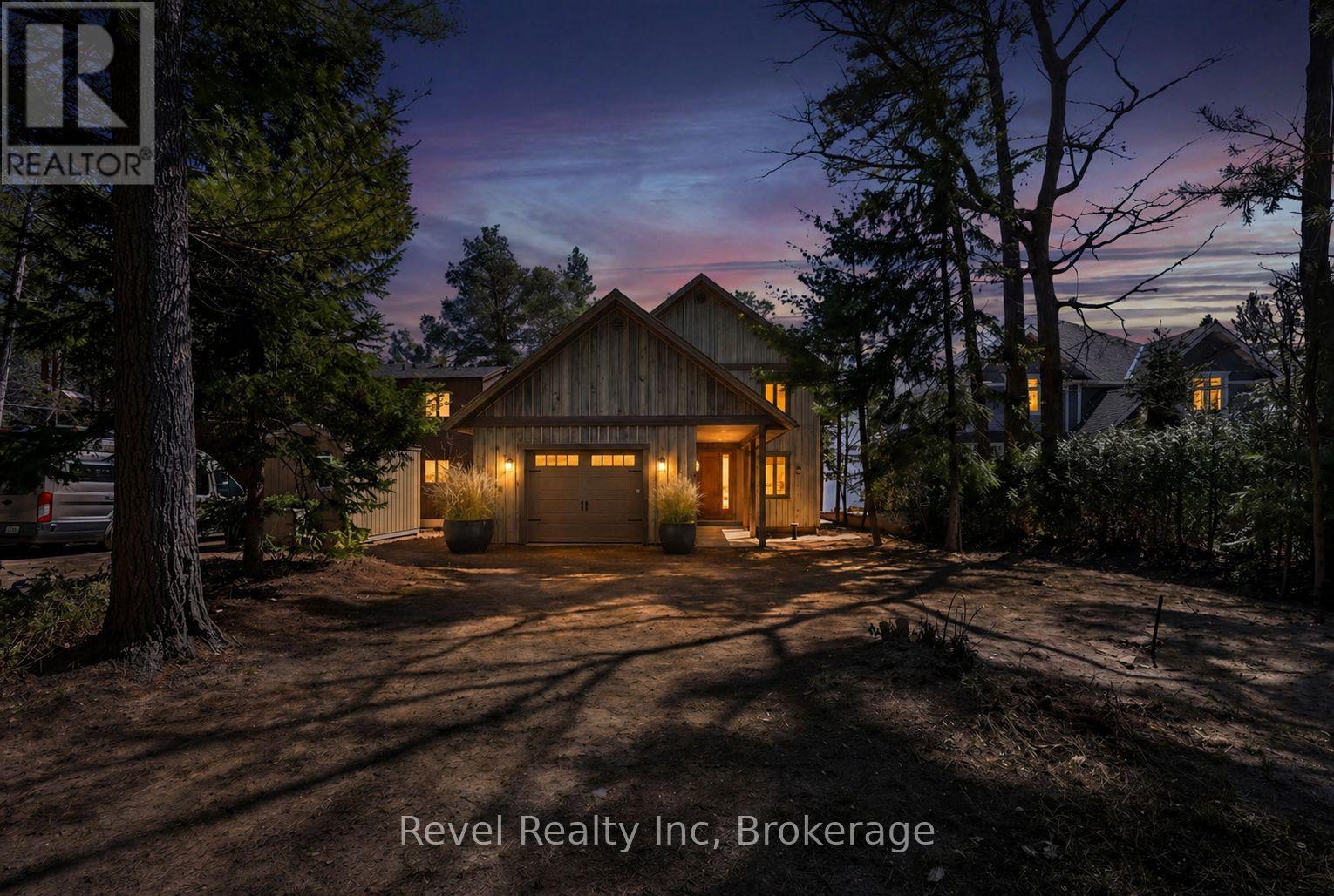 12 WALKER ROAD, Tiny, Ontario