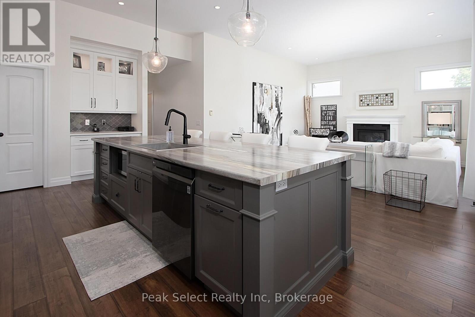 343 Tracy Street, St. Marys, Ontario  N4X 0B4 - Photo 6 - X12752242