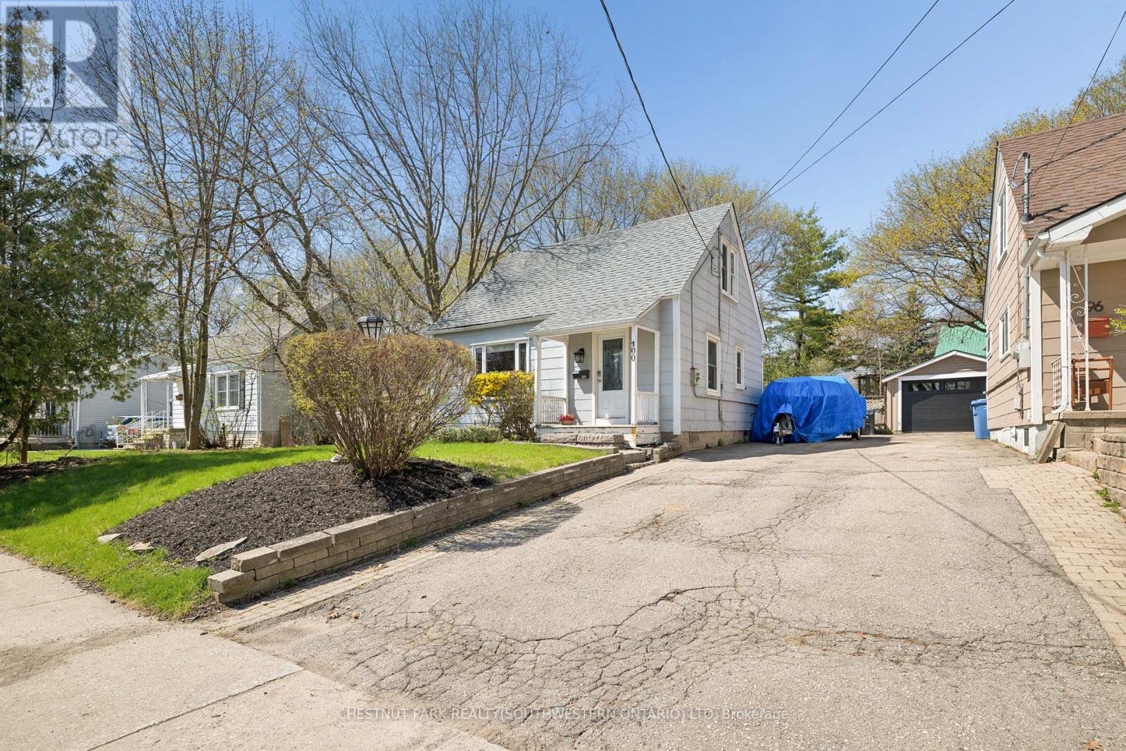 100 Memorial Crescent, Guelph, Ontario  N1H 6B9 - Photo 3 - X13050586