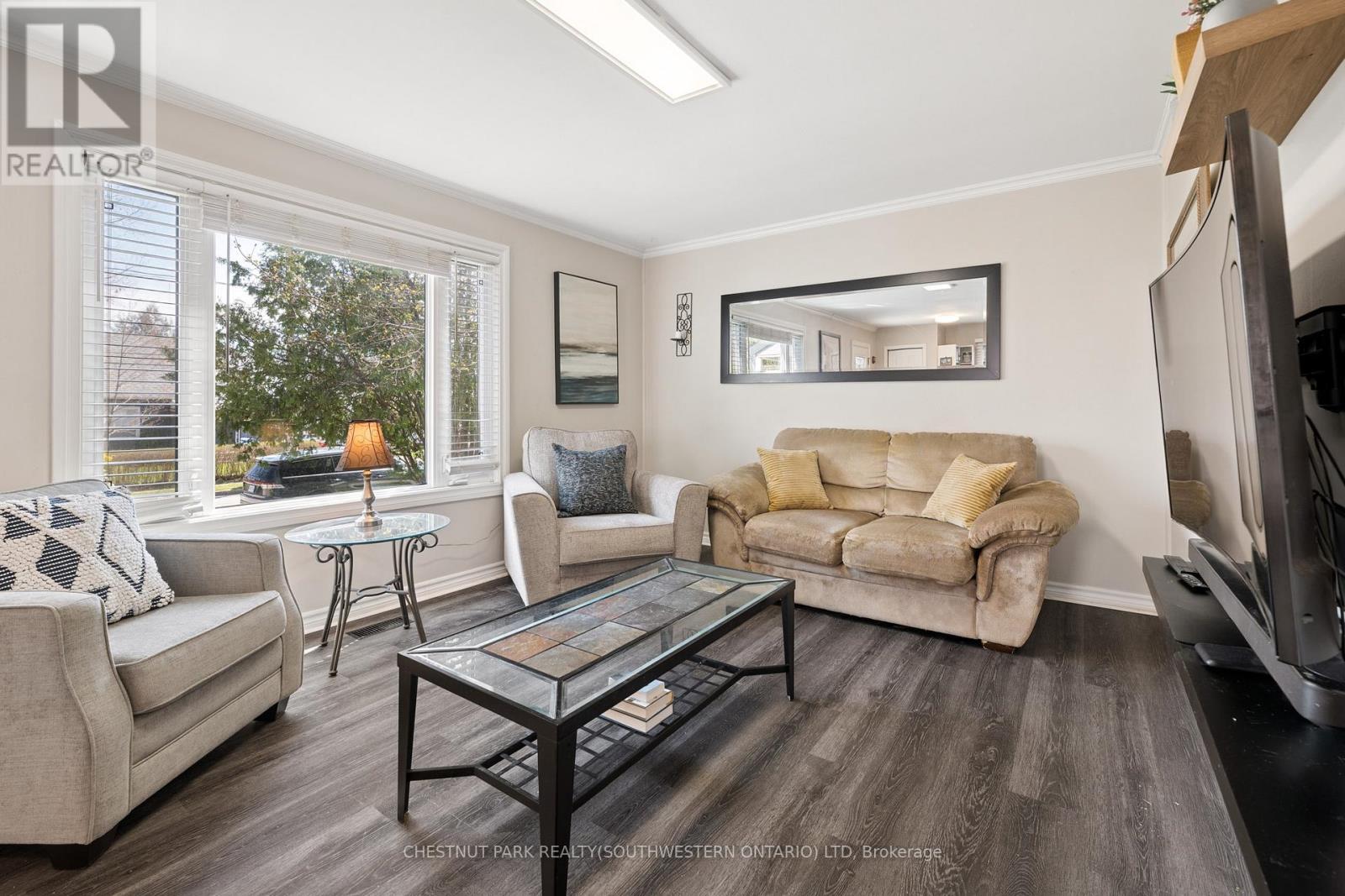 100 Memorial Crescent, Guelph, Ontario  N1H 6B9 - Photo 8 - X13050586