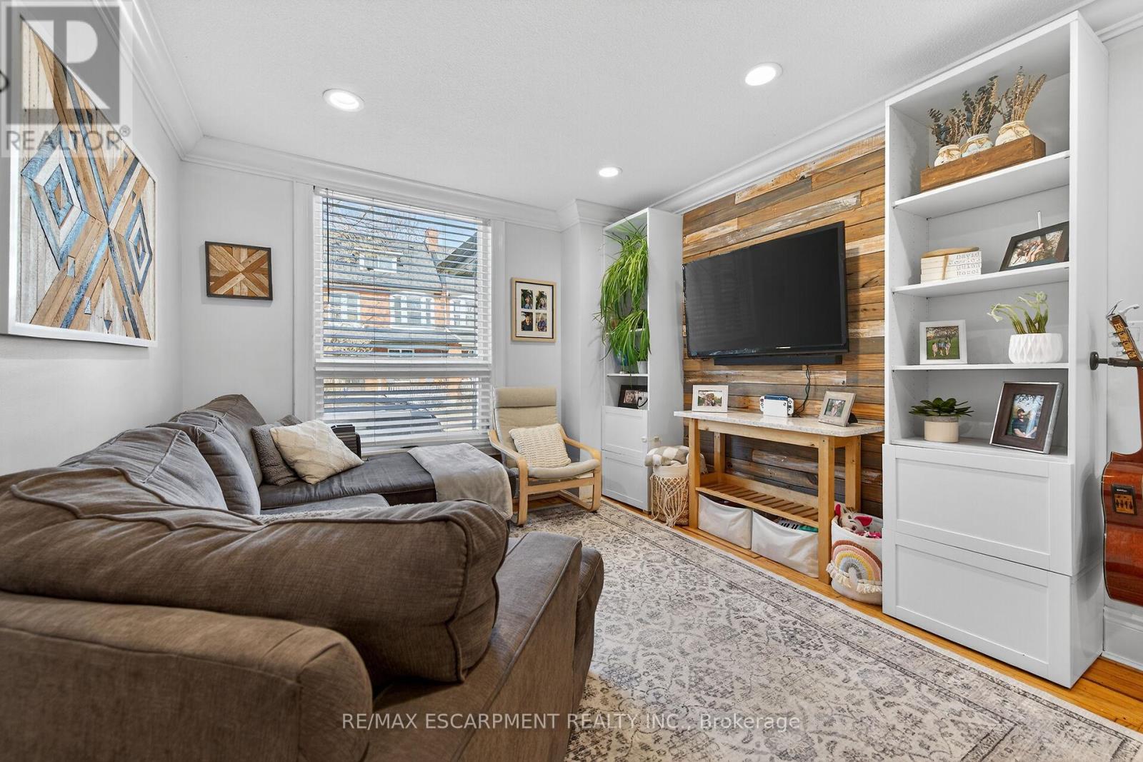 179 BURRIS STREET, Hamilton, Ontario