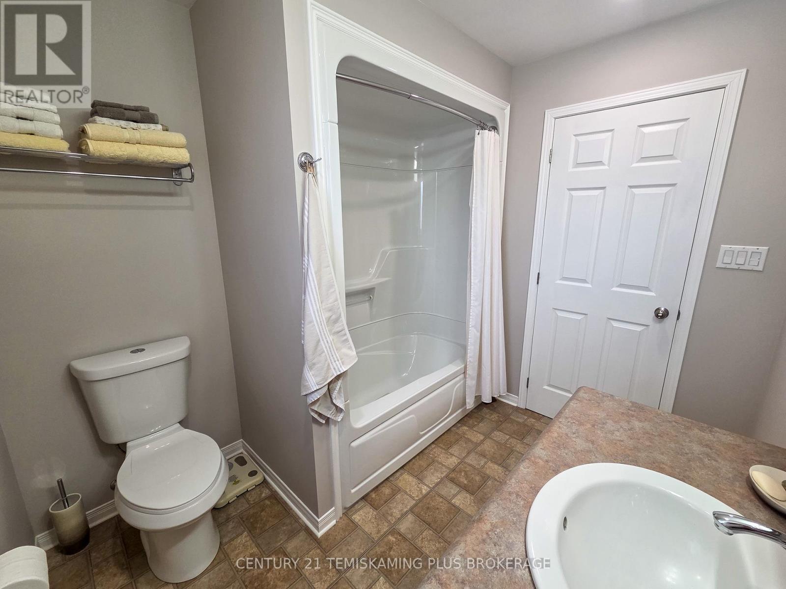 427324 Chamberlain 3 Road, Englehart, Ontario  P0J 1H0 - Photo 19 - T13050630