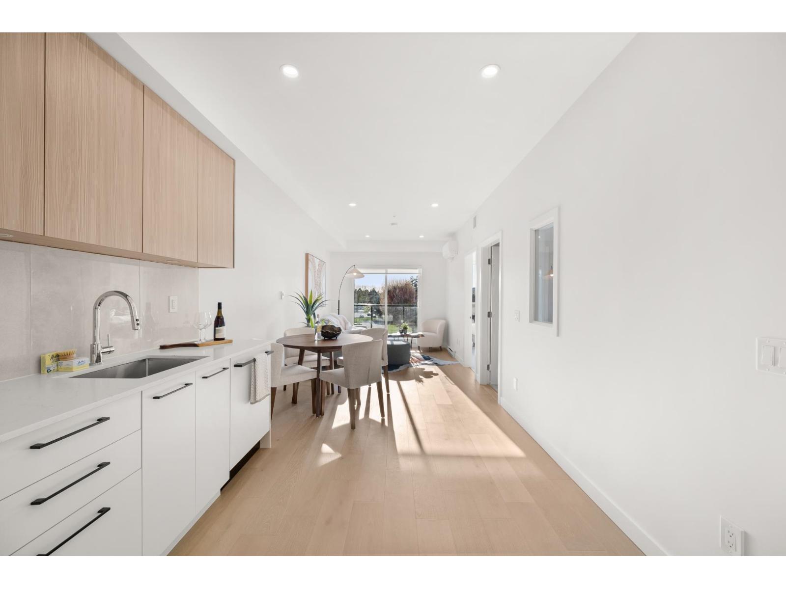 308 5398 207 Street, Langley, British Columbia  V3A 2E6 - Photo 11 - R3116398