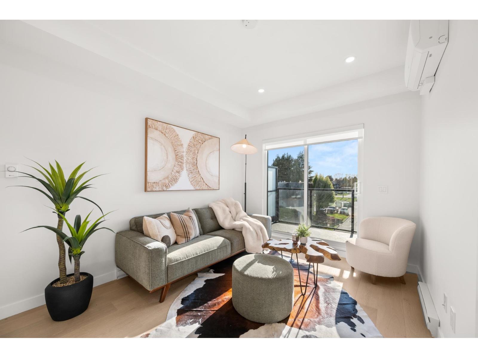 308 5398 207 Street, Langley, British Columbia  V3A 2E6 - Photo 1 - R3116398