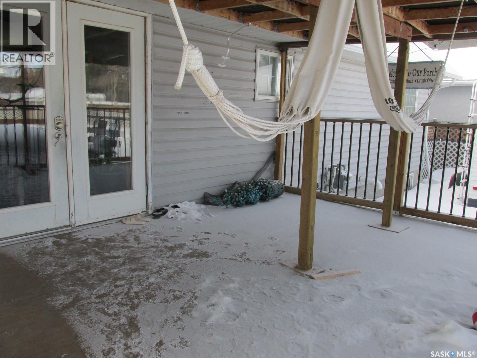 205 6th Street N, Nipawin, Saskatchewan  S0E 1E0 - Photo 7 - SK030450