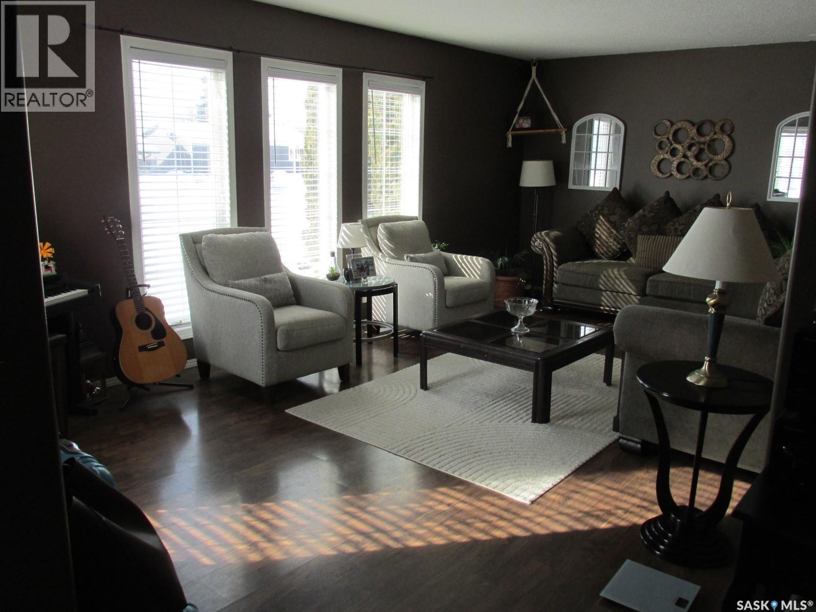 205 6th Street N, Nipawin, Saskatchewan  S0E 1E0 - Photo 17 - SK030450