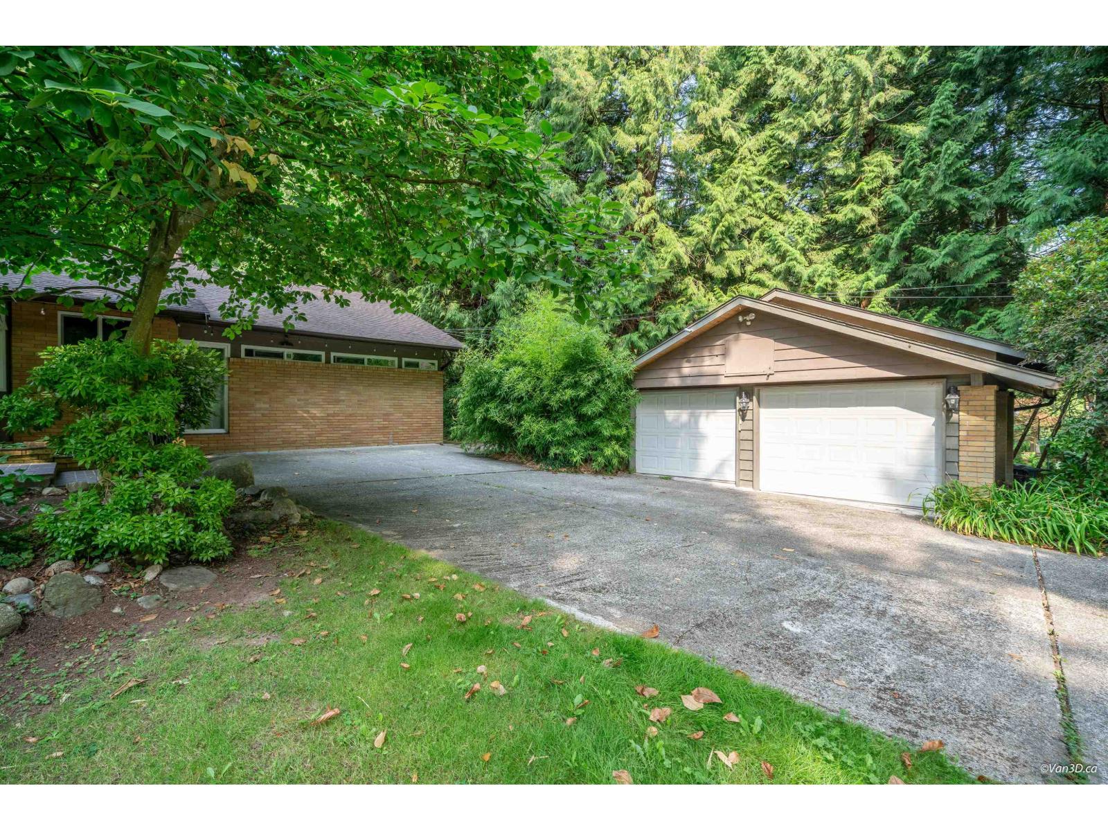 3467 141 Street, Surrey, British Columbia  V4P 1L7 - Photo 3 - R3116492