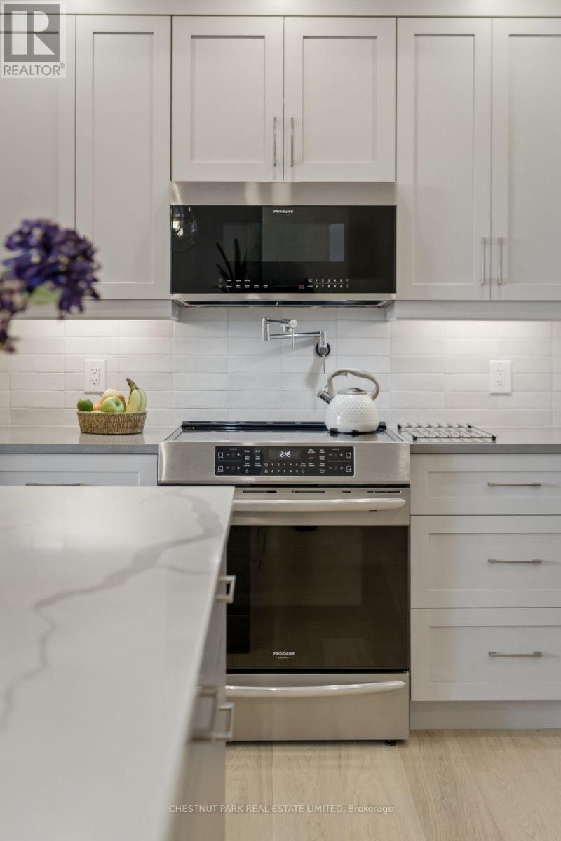 73 G Bridge Street, Prince Edward County, Ontario  K0K 2T0 - Photo 12 - X13049334