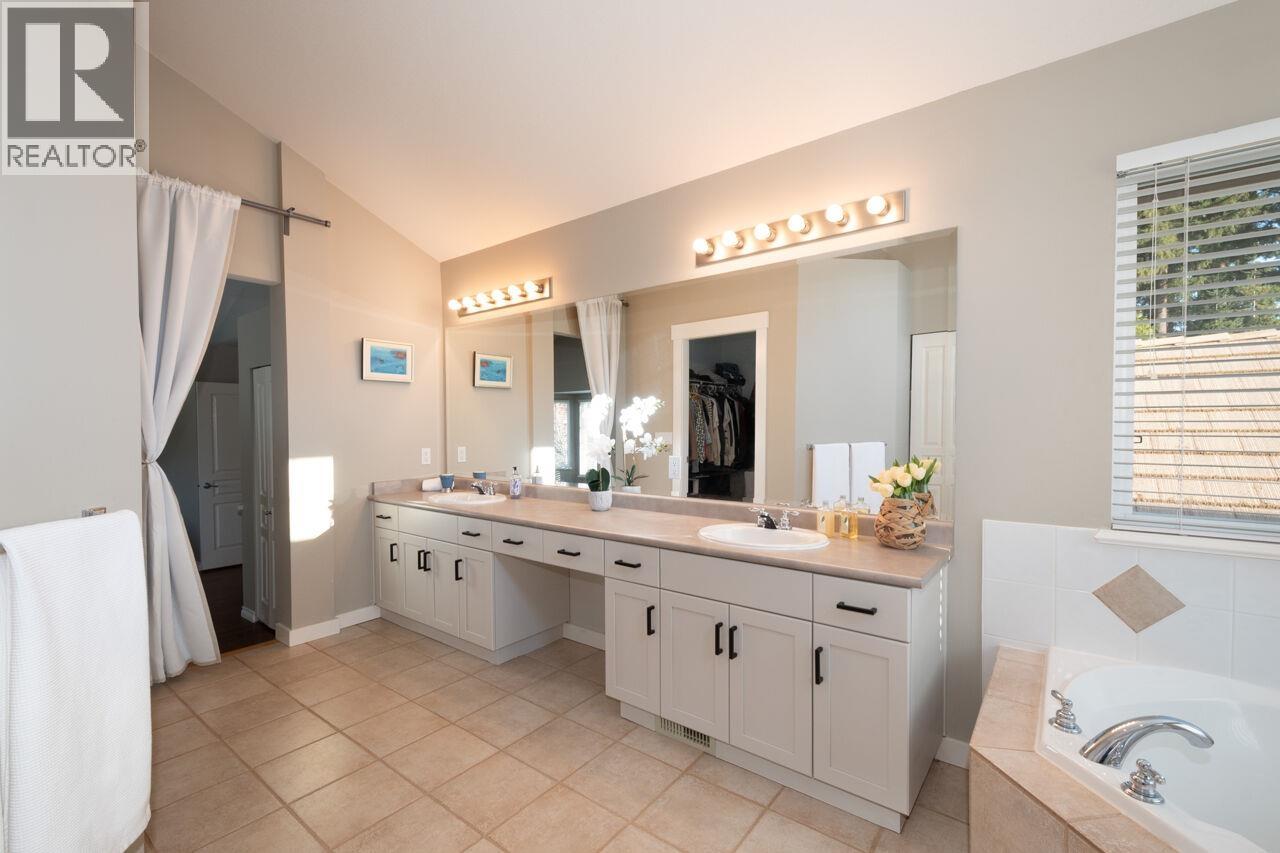 10 Ashwood Drive, Port Moody, British Columbia  V3H 5H2 - Photo 28 - R3116448