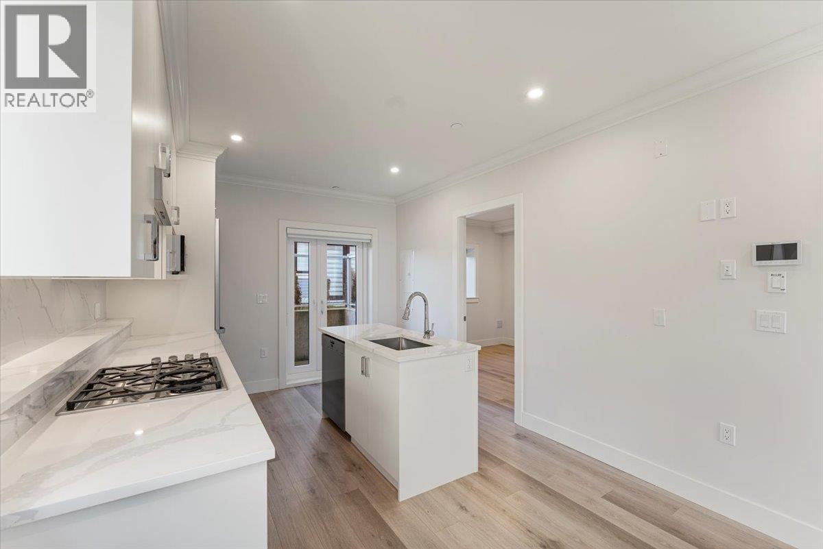 2229 W 16th Avenue, Vancouver, British Columbia  V6K 3B4 - Photo 12 - R3116382