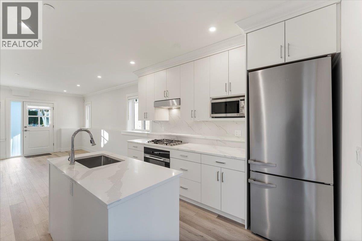 2229 W 16th Avenue, Vancouver, British Columbia  V6K 3B4 - Photo 13 - R3116382