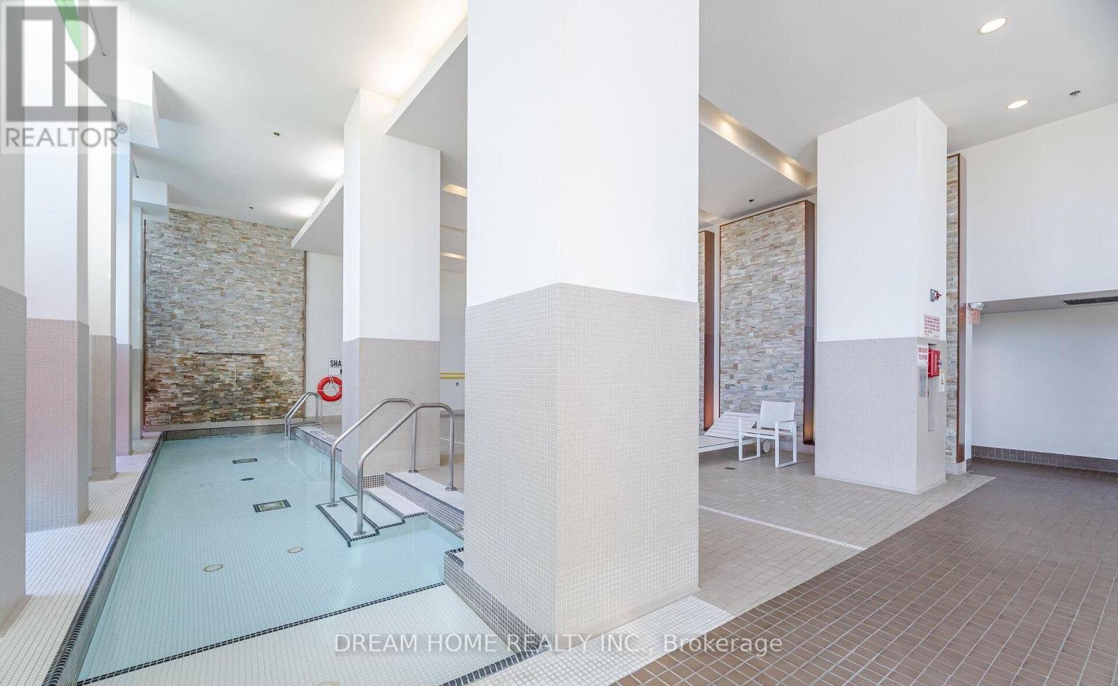 1818 - 19 Singer Court, Toronto, Ontario  M2K 0B2 - Photo 15 - C13050640