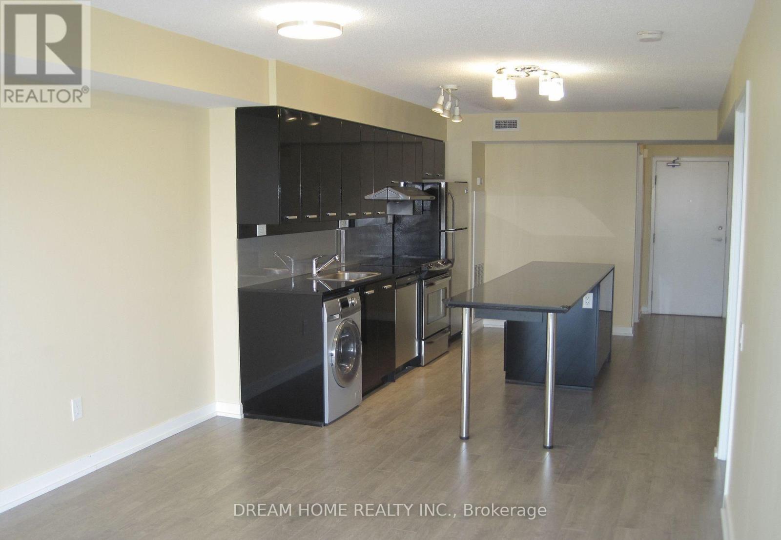 1818 - 19 Singer Court, Toronto, Ontario  M2K 0B2 - Photo 4 - C13050640